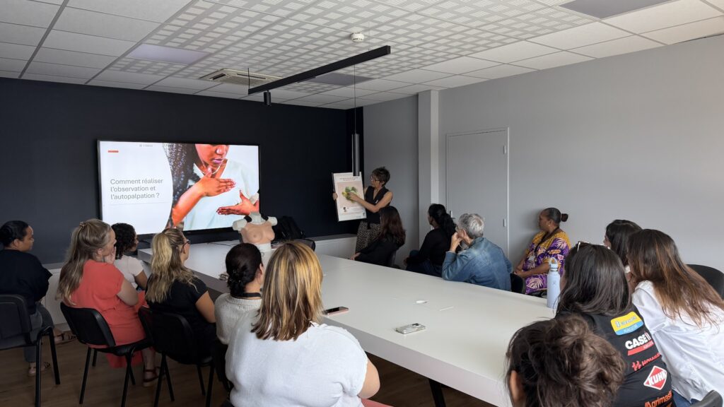 Atelier de sensibilisation Octobre Rose animé par l’ASS-NC chez CIPAC
