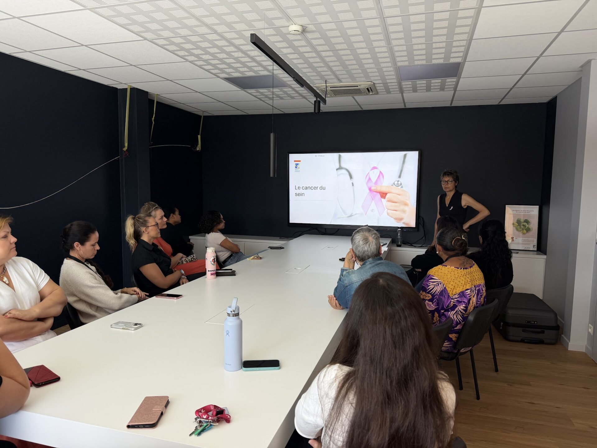 Atelier de prévention du cancer du sein animé par l’ASS-NC pour les collaboratrices du Groupe CIPAC